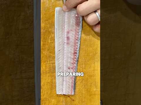 Japanische Präzision: Fische putzen wie nie zuvor 🐟 #Fisch #Shortsviral #lustig #Essen