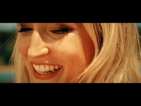 Julia Buchner - Spring ins Feuer (offizielles Video)