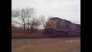 preview picture of video 'Whoosh! CSX Intermodal At Speed!'