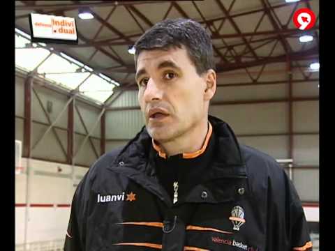 Crono Bàsquet. Entrevista a Velimir Perasovic, tècnic del València Bàsquet - RTVV