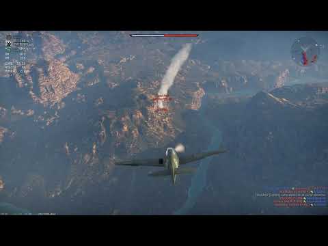War Thunder: J22 likes to kiss planes with his guns.