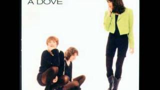 The Roches - Somebody&#39;s Gonna Have to Be Me