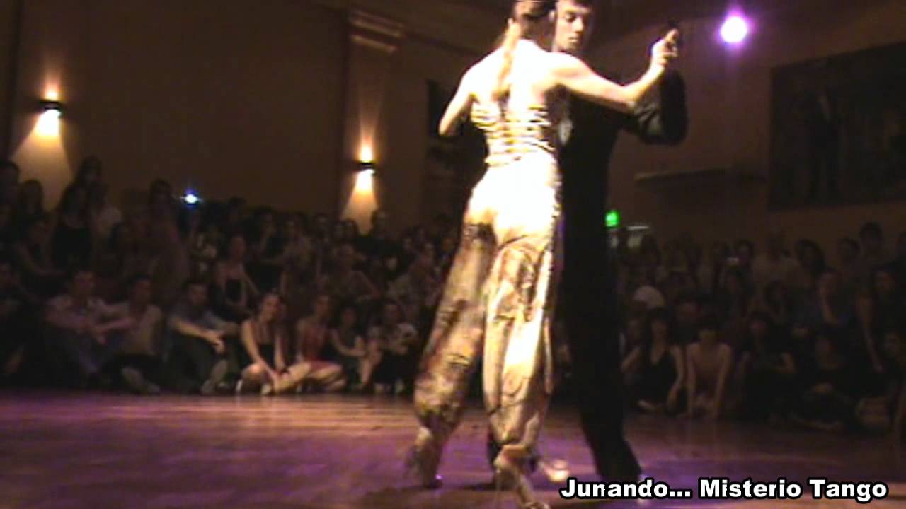 VIACHSLAV IVANOV Y OLGA LEONOVA EN EL MISTERIO TANGO (01)