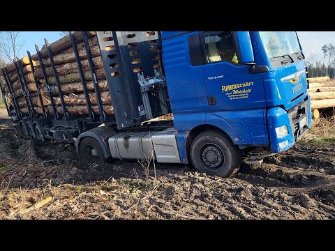 Off road capability comparison: MAN, Mercedes Benz Actros and Tatra at the limit.