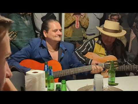 Swing Guitars - Jimmy Rosenberg and Tchavolo Schmitt