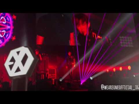 170429 The EXOrDium in LA - Lightsaber