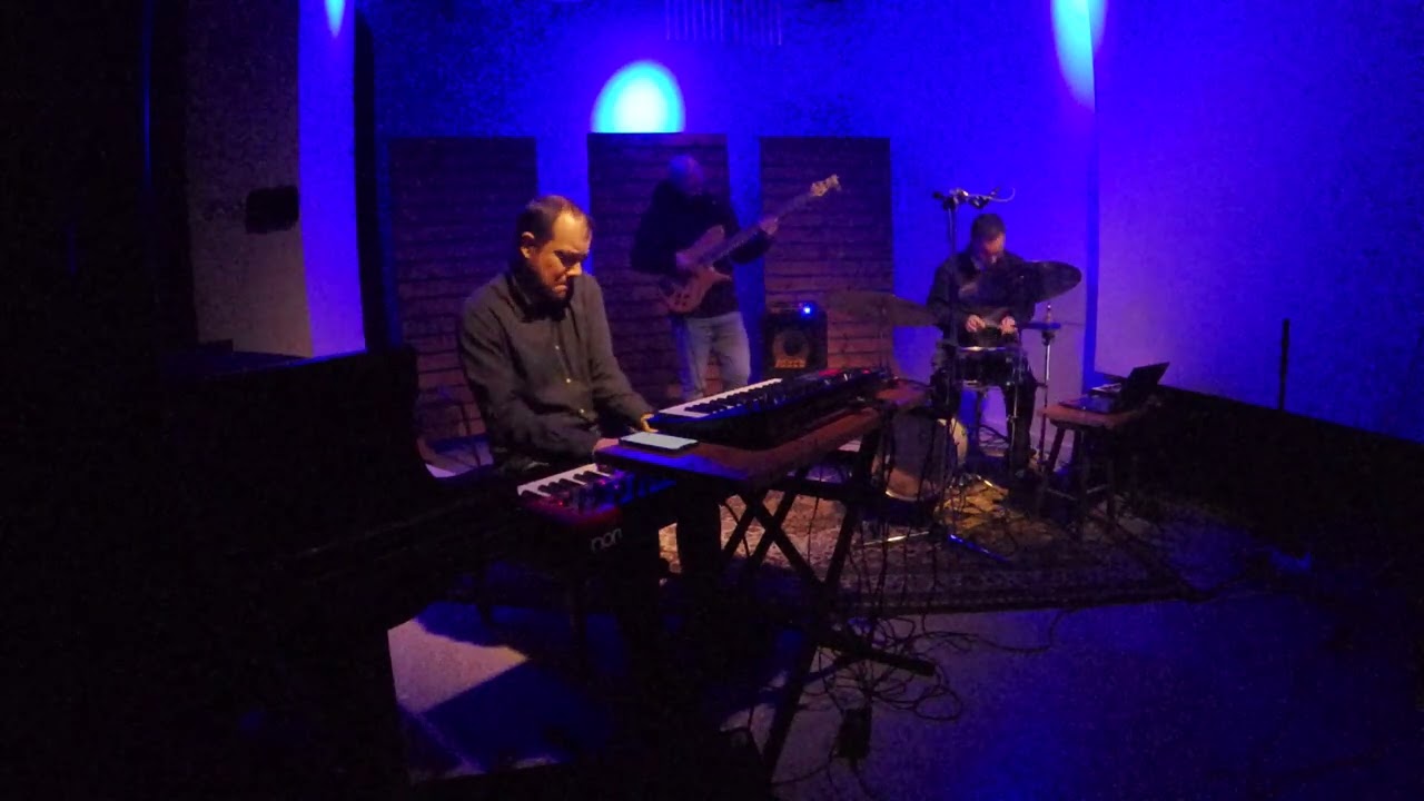 George Klountzos SEMAZEN ENSEMBLE live at To Pikap Kato