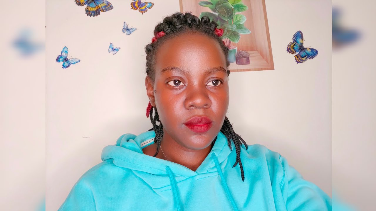 okuba Otya omukazi kiss emana netoba