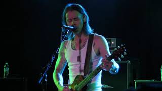 Download lagu Myles Kennedy 'Love Can Only Heal' Live at Underground Arts mp3