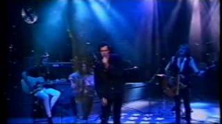 The Screaming Jets - Shivers - Tonight Live 1993