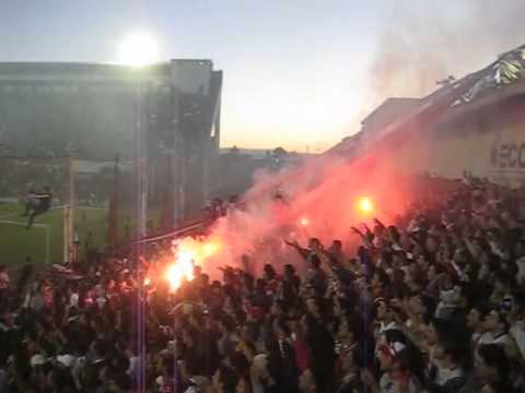 "Yo te quiero che gloria â™ª" Barra: Los Ranchos • Club: Instituto