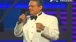 JOSE JOSE Poema al CANTANTE  (HQ) y canta SERE