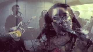 Glovvess - Let The Lust Decide (ft. Saski) Live At Substereo