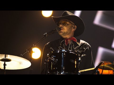 Humørekspressen - Dronning af baren | Dansk Melodi Grand Prix 2019 | DR1