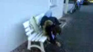 olivier mange la cruche