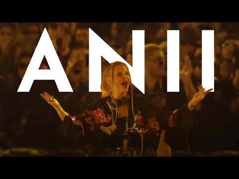 CRAVE x ANII [Live @ Anfiteatro Pablo Neruda, Santiago – Chile] (Captured via Camera mic)