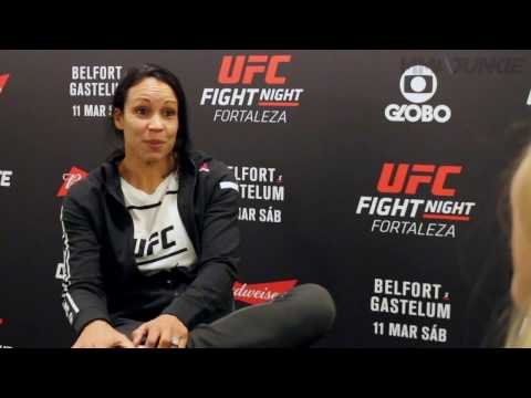 Marion Reneau explains how dealing with teenagers helped her for UFC Fight Night 106
