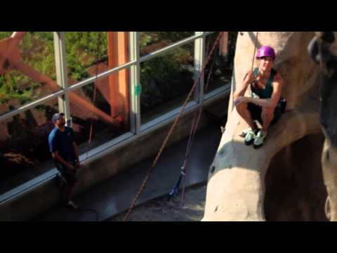 How to Choose Carabiners thumbnail