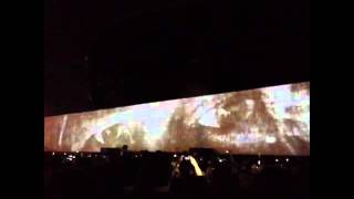 'Is there anybody out there?'  Roger Waters live in Istanbul,The Wall