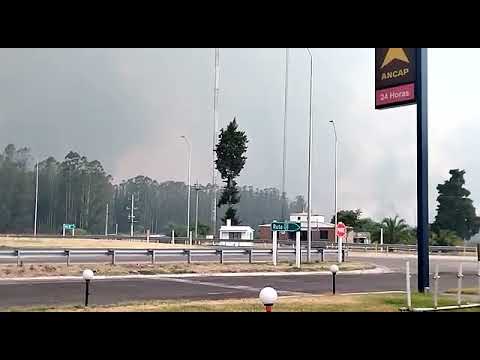 Incendio, estación ANCAP de Tres Bocas, departamento de Río Negro, Uruguay
