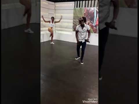 Lud@Clovis galinha assada manhãs alegres STV