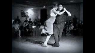 Noelia Hurtado y Carlitos Espinoza Pisa 2012-4