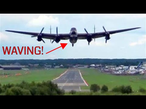 🇬🇧 Goosebumps As Glorious Sounding WW2 Lancaster Bomber Takes off With Spitfire Lead.