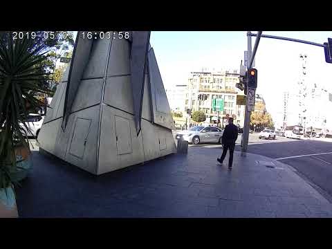 20190505 160322A Waiting for the bus in Sydney, Australia. (5/19)