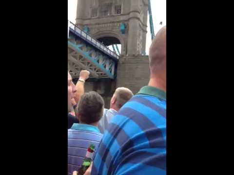 Millwall let em come on the boat at tower bridge