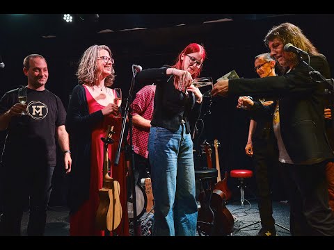 Marie Tilšarová - Křest alba Pošli to dál, Malostranská Beseda - kmotr Petr Kadlče