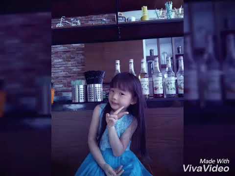 Jyllian and family lunch at coffee break 060118