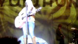 Miranda Lambert - DRY TOWN