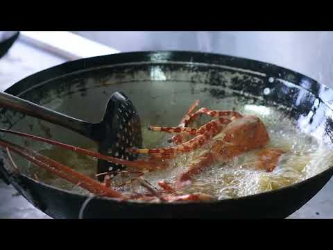 Tasting Seafood in Halong Bay with 5-star La Regina Grand Cruise