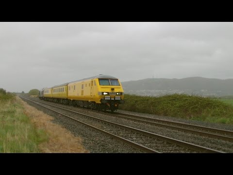 Prestatyn 6.5.2015 - Chiltern 67012 A Shropshire Lad & 82145 on test train