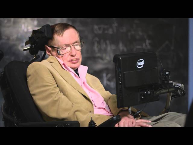 John Oliver interviews Stephen Hawking in 2014.