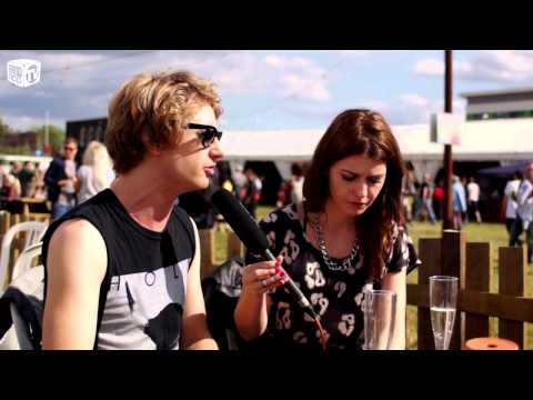 Blood Red Shoes interview at Reading Festival