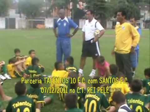 TALENTOS 10 FUTEBOL CLUBE "Melhores Momentos em 2011" "A Escola que homenagea o Rei Pelé"