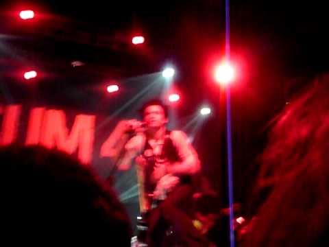 Sum 41 @ Villeurbanne, The Eastpak Antidote Tour - The Hell Song (suite)