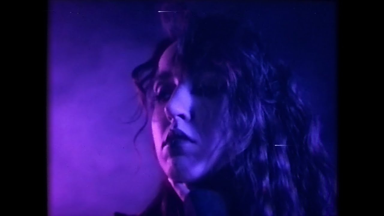 Maja Laura Jaryczewska zapowiada premierę mini-albumu „Czerwone Słońce”