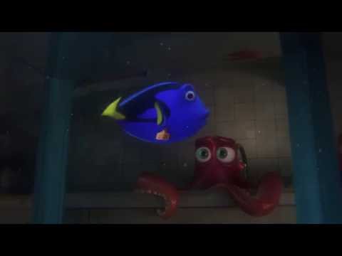 Finding Dory (Clip 'Dory Meets Hank')