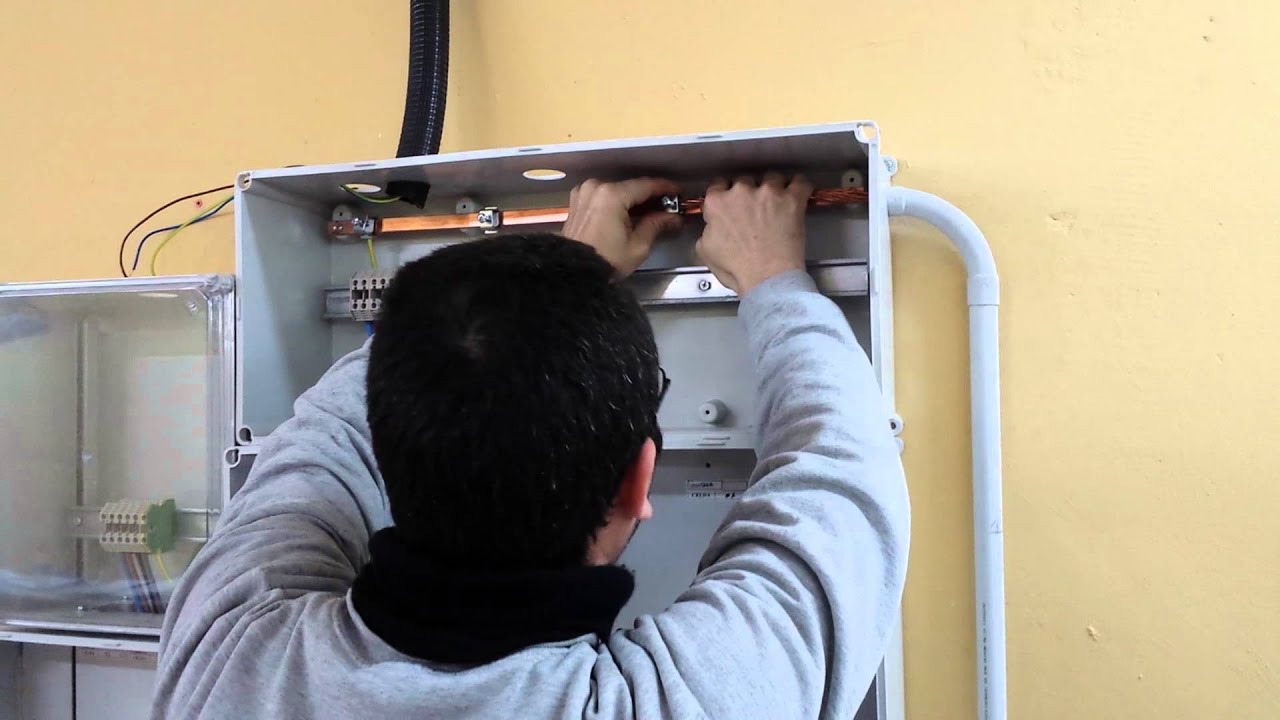 Watch Instalación de enlace en vivienda. Now Instalación de enlace en vivienda.