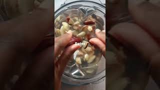 ✨Brazil nut milk✨ for more healthy recipes visit www.marakintara.com #vegan #nutmilk #healthy #seeds