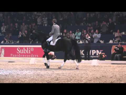 Edward Gal and Totilas  - KWPN Hengstenkeuring 2010 HD