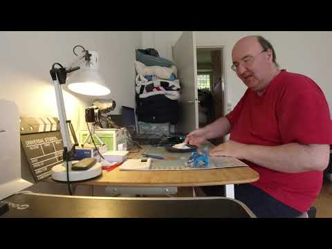 MongoTV_7124 - SPISER ÆBLESNITTE MANDAG MIDDAG