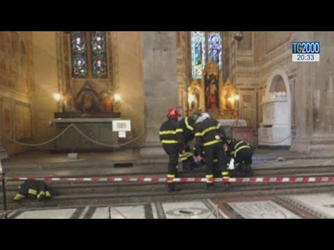 Firenze, crolla capitello nella basilica di Santa Croce: muore un turista