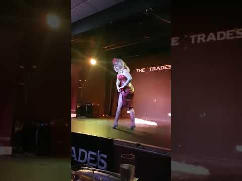 Diggilicious - Kitty Amour