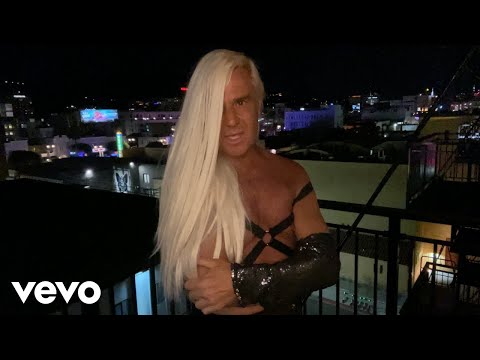 Daniel DiCriscio - HOLLYWOOD (Official Video)