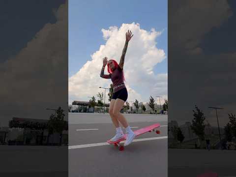 Другой угол того самого видео на лонгборде 😎 Мой ТГ: katevoynova ✨ #aura #aurafarming #longboard