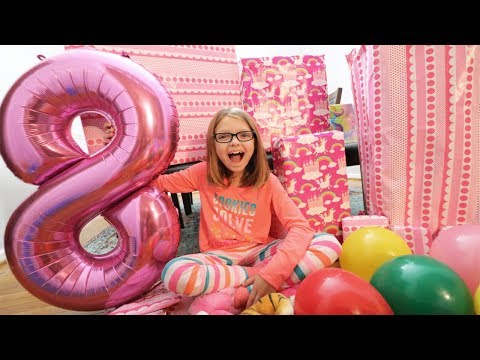 🍰PEYTON'S 8TH BIRTHDAY MORNING PRESENT OPENING!🎈