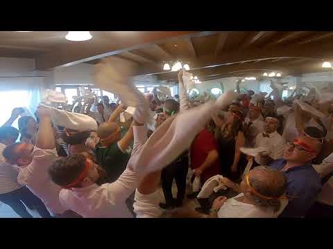 Musica e Animazione per Matrimoni Travolgente - Fazzolettata - Francesco Barattucci Showman